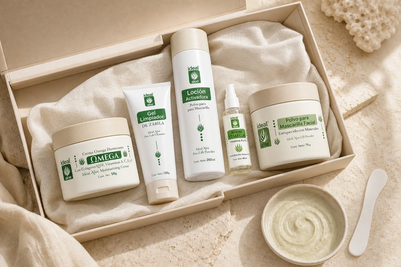 Cofre del Tesoro Éclat en flat lay editorial con mascarilla preparada y sus cinco productos